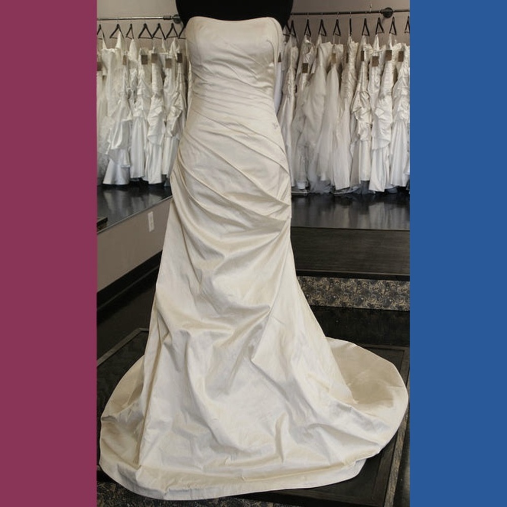 Martina Liana 344 Wedding Dress Sample Gown